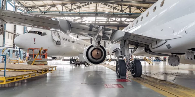 How to Avoid Aircraft Maintenance Delays : Mastering Operational Resilience