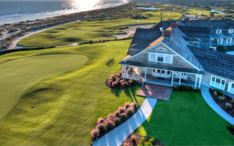 Selecting Top Golf Retreats in America: An Operational Guide